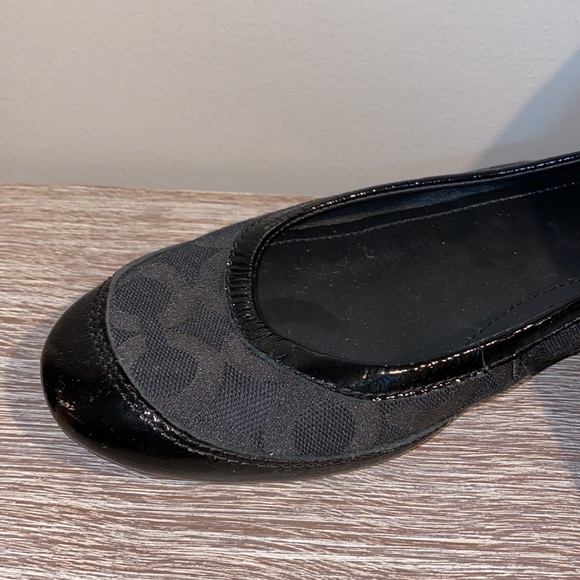 COACH Black shoes Size 8 - Picture 2 of 7
